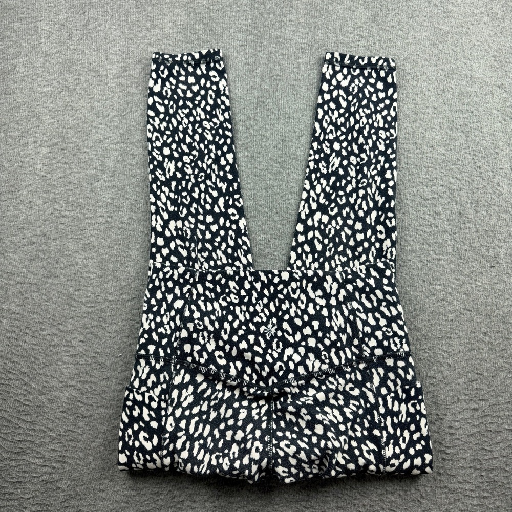 Athleta Salutation Stash Pocket II Printed 7/8 Women's S Black White Leopard